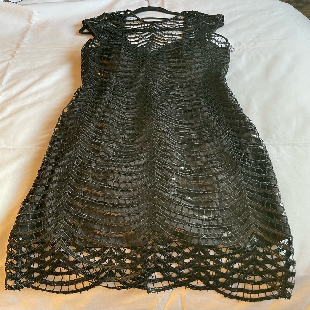 PARTY 21 Exclusive Sequin Cut Out Black Sleeveless Side Zip Back Deep V neck
